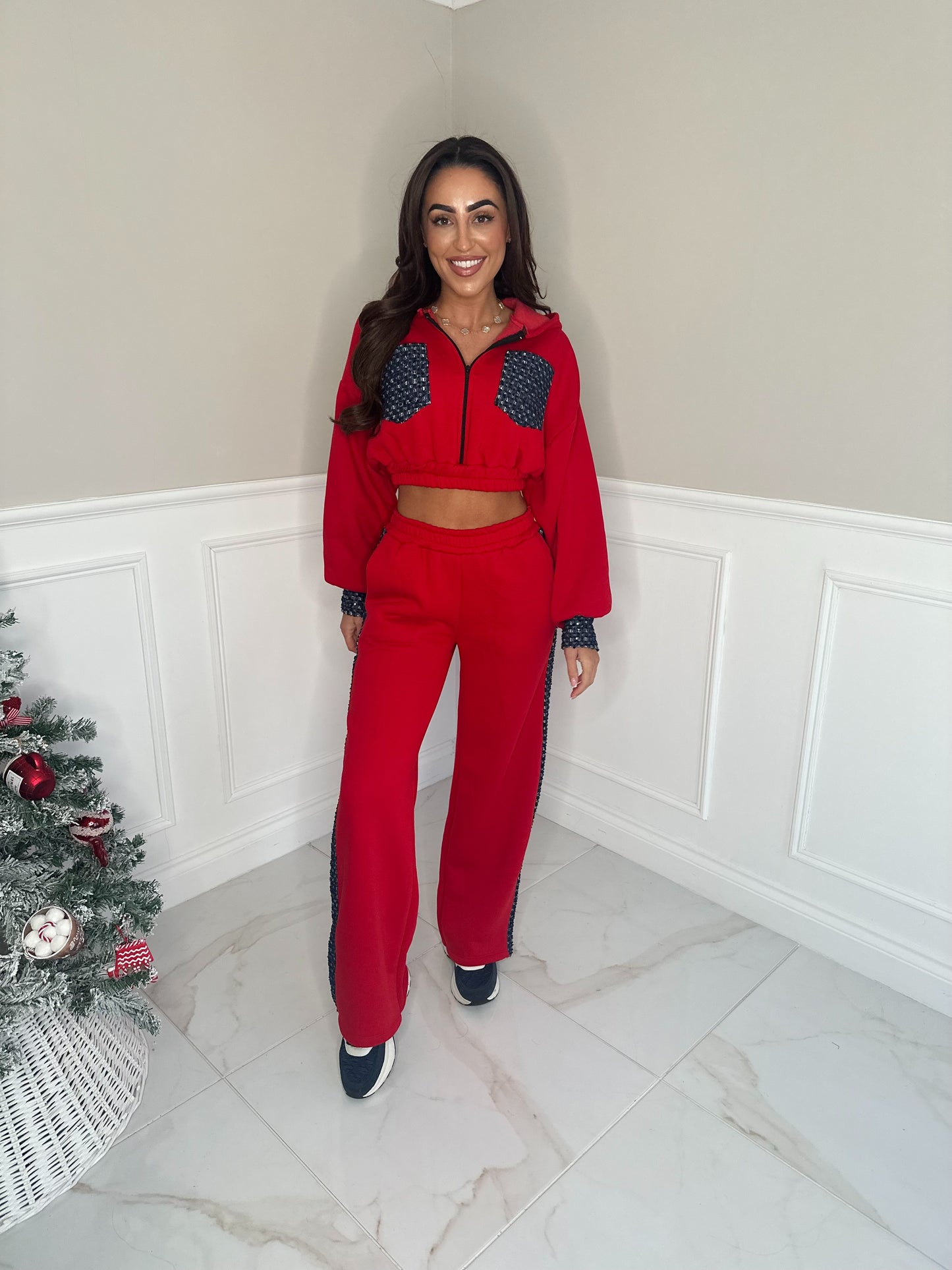 Thermal cropped detailed lounge set