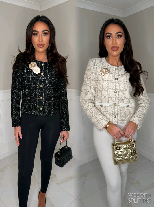 Luxury check blazer with flower brooches includes