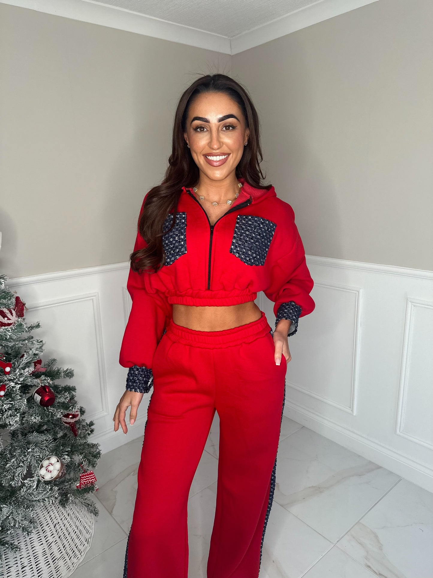 Thermal cropped detailed lounge set